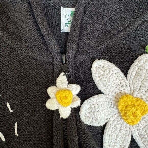 Quacker Factory Black Daisy Bees Honey Floral Zip-Up Hooded Vest cardigan size L - Picture 4 of 7